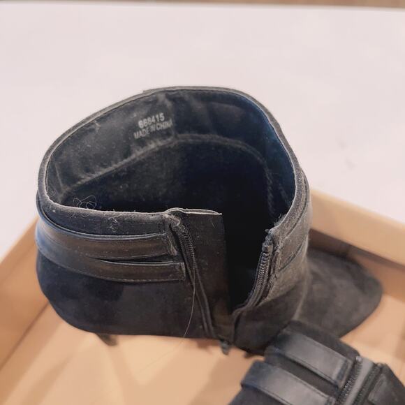 ASOS Suede Ankle Booties (US 6.5) - Picture 6 of 9